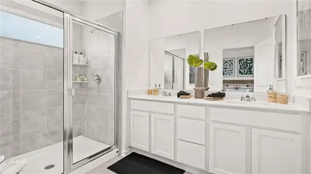 Listing Photo 12