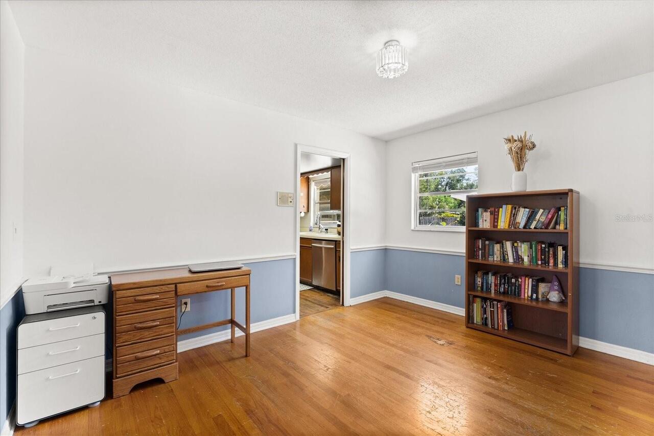 Listing Photo 16