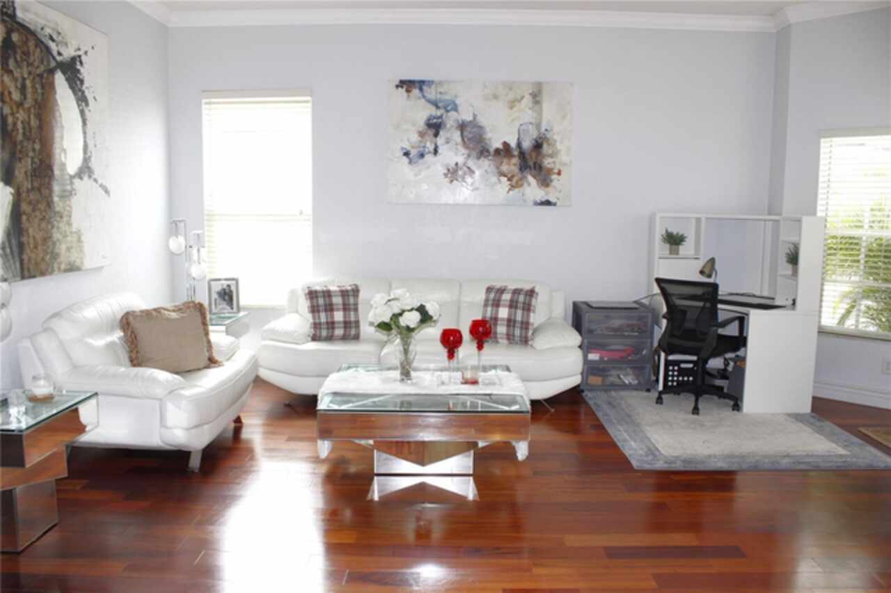 Listing Photo 7