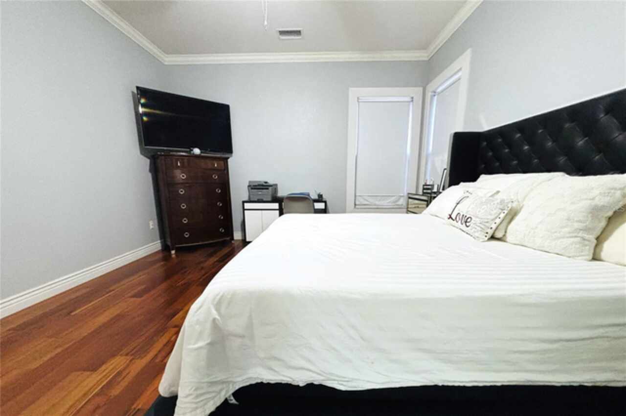 Listing Photo 25