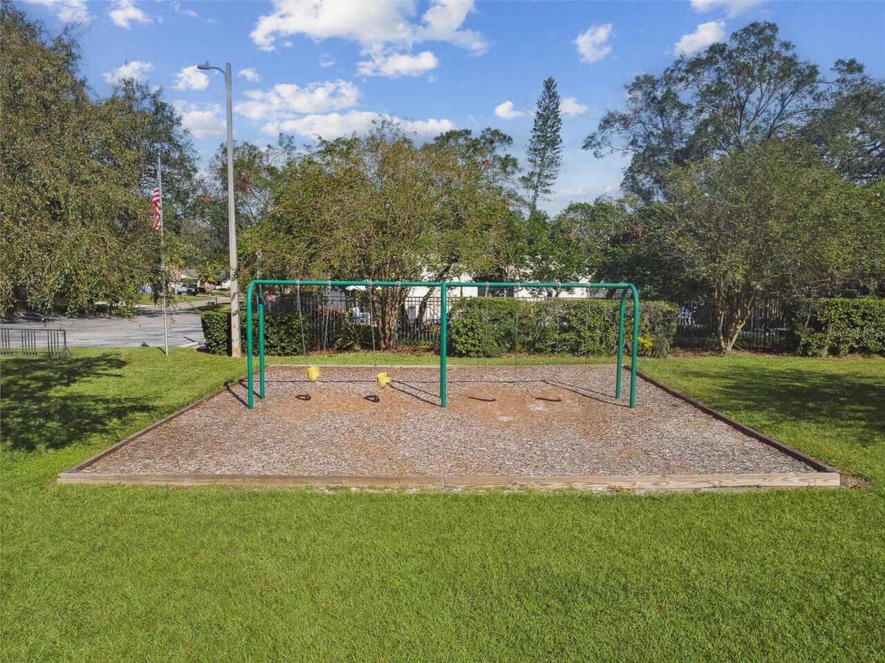 Listing Photo 32