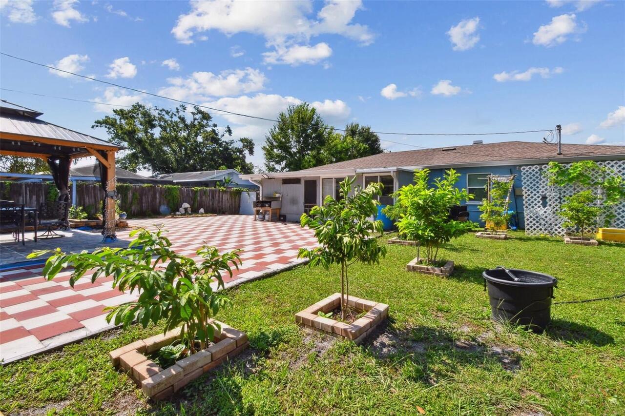 Listing Photo 37