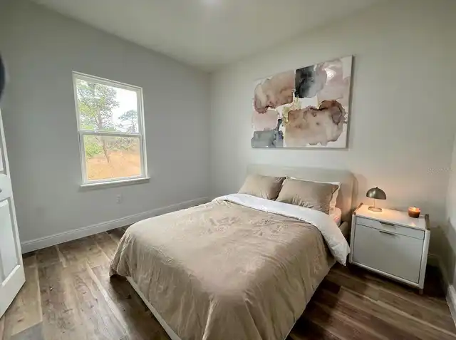 Listing Photo 8