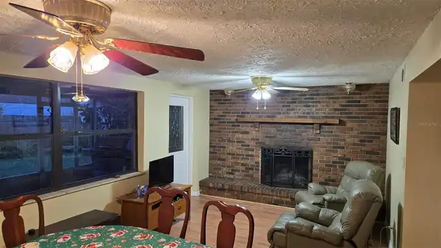 Listing Photo 7