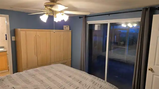 Listing Photo 10
