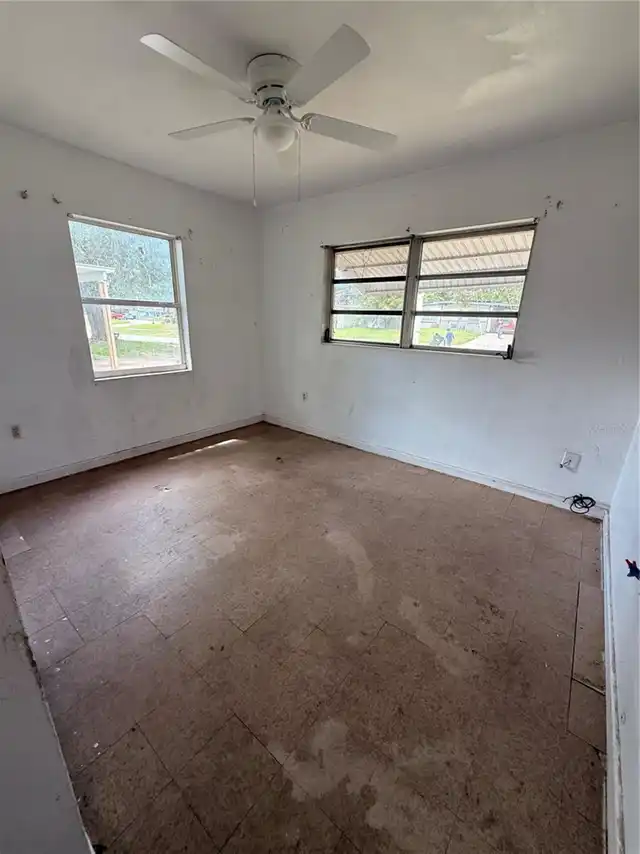 Listing Photo 5