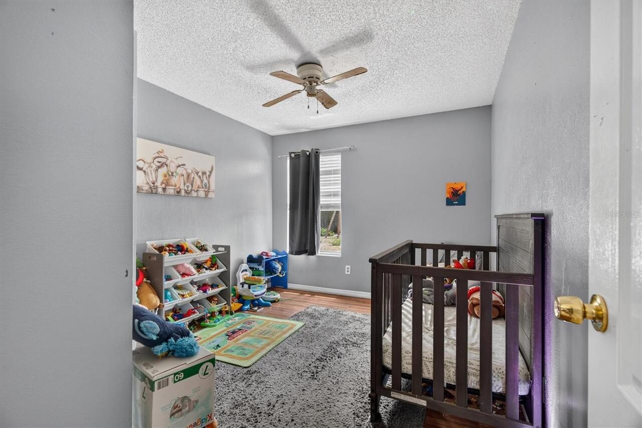 Listing Photo 12