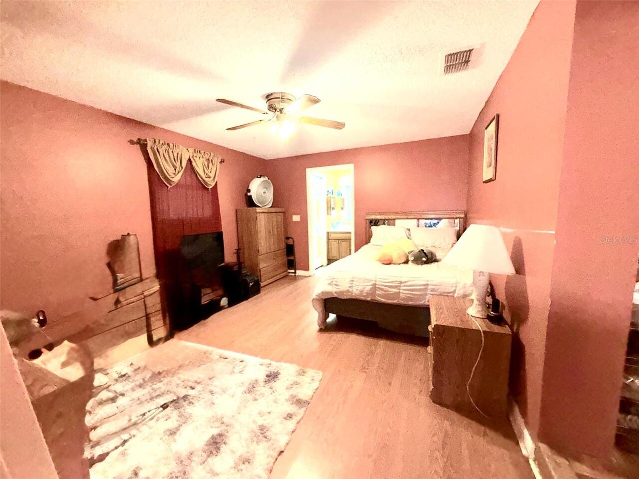 Listing Photo 24