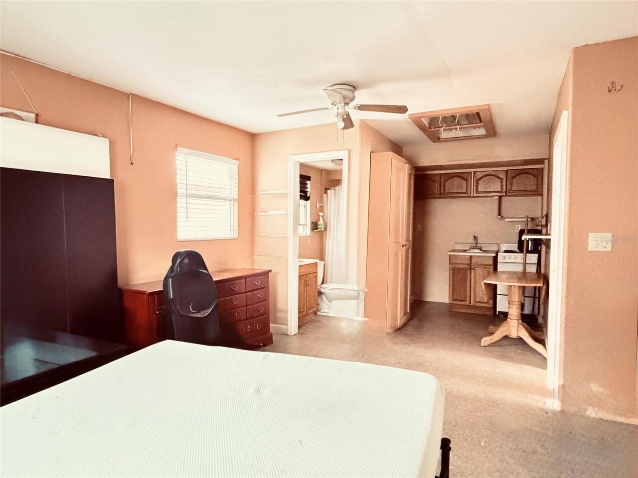 Listing Photo 35