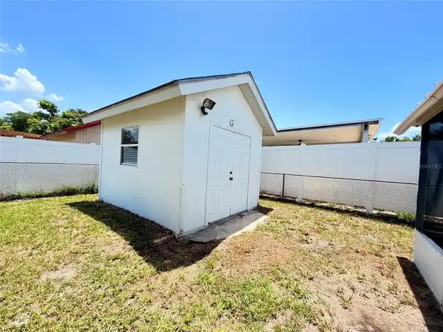 Listing Photo 7