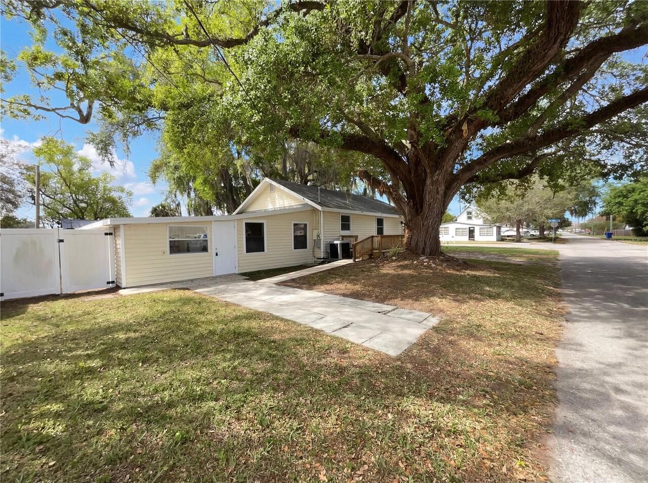 Listing Photo 9