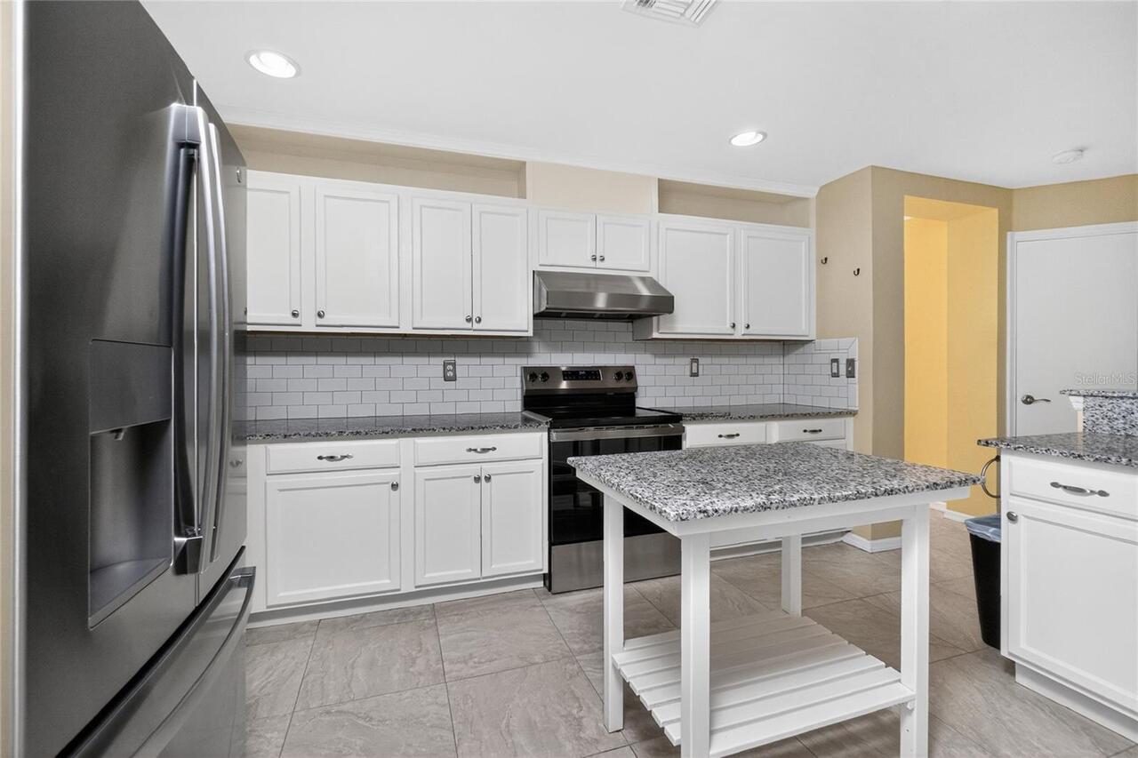Listing Photo 18