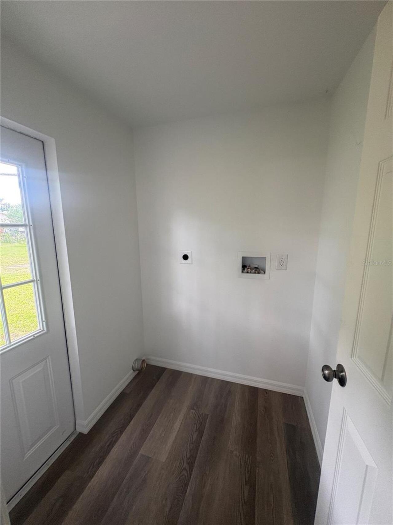 Listing Photo 14