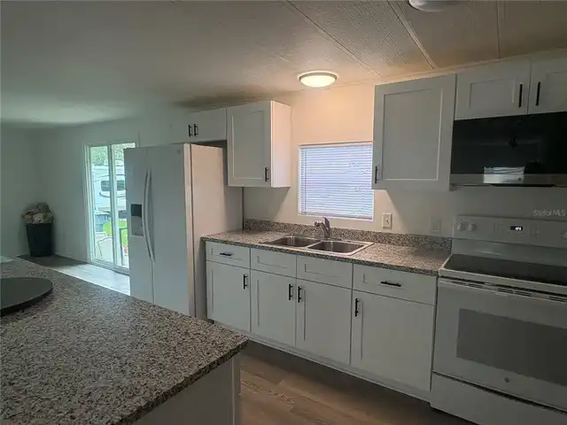 Listing Photo 13