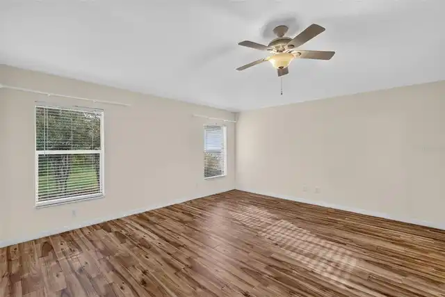 Listing Photo 26