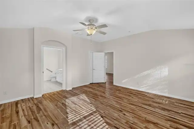 Listing Photo 27