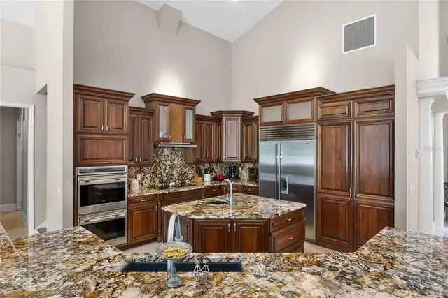 Listing Photo 16