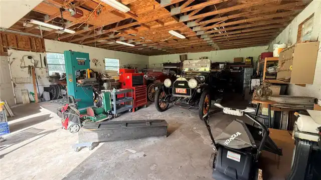 Listing Photo 32