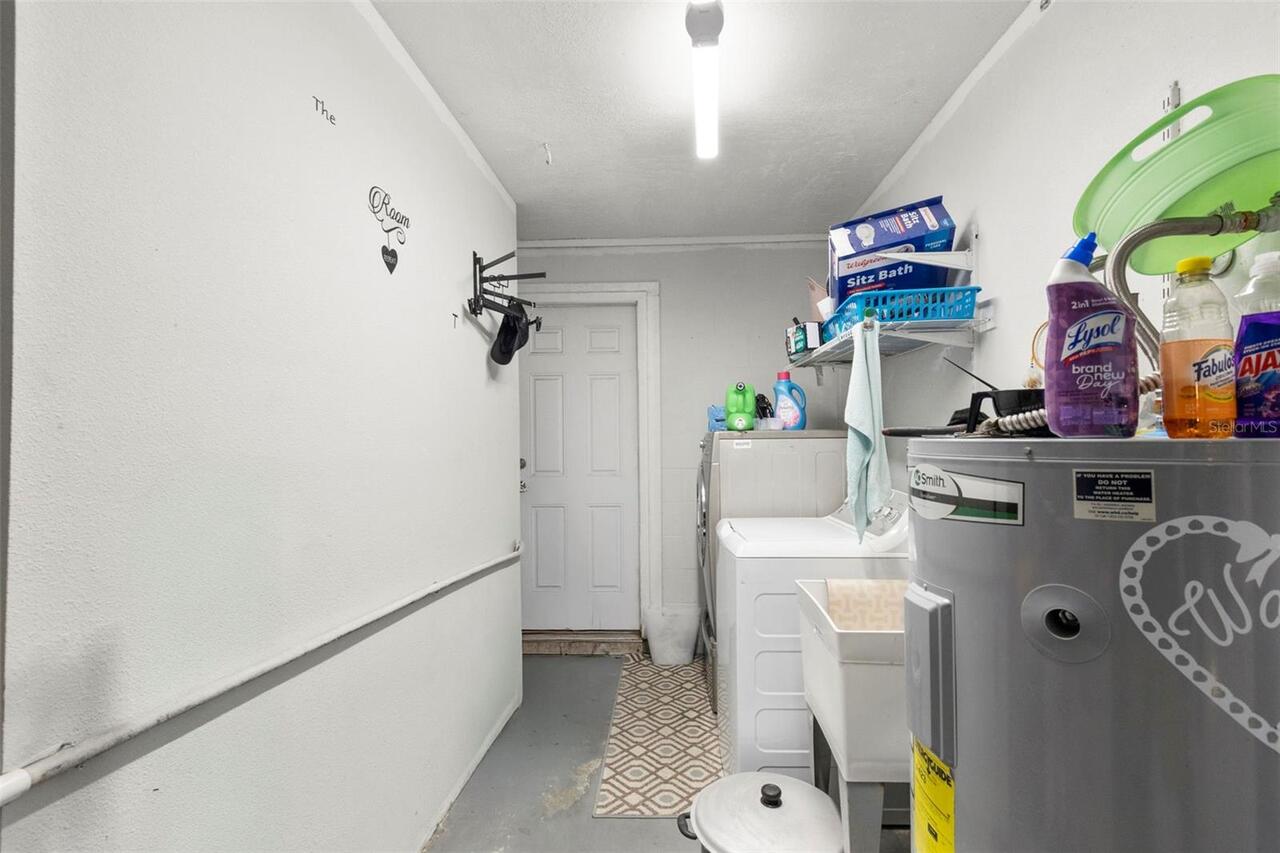 Listing Photo 11