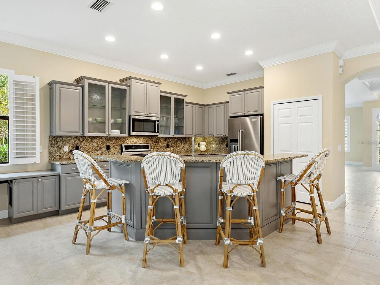 Listing Photo 17