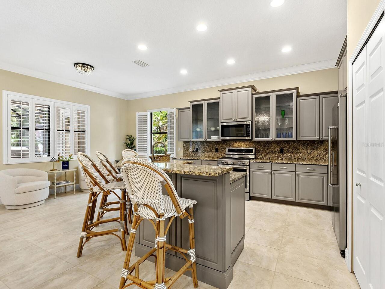 Listing Photo 18