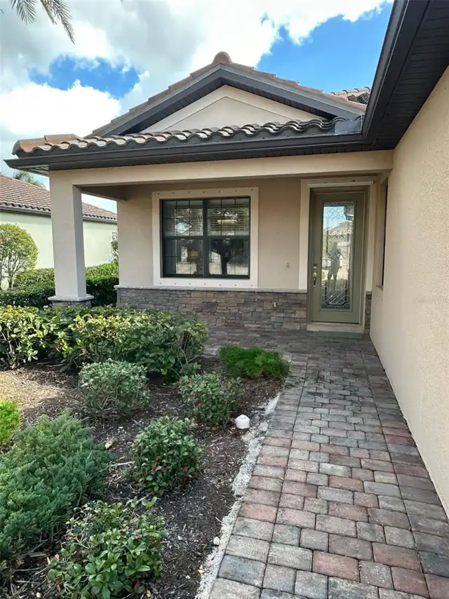 Listing Photo 11