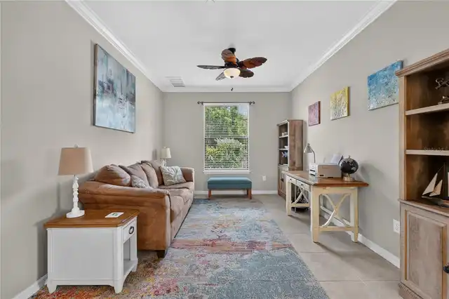 Listing Photo 9
