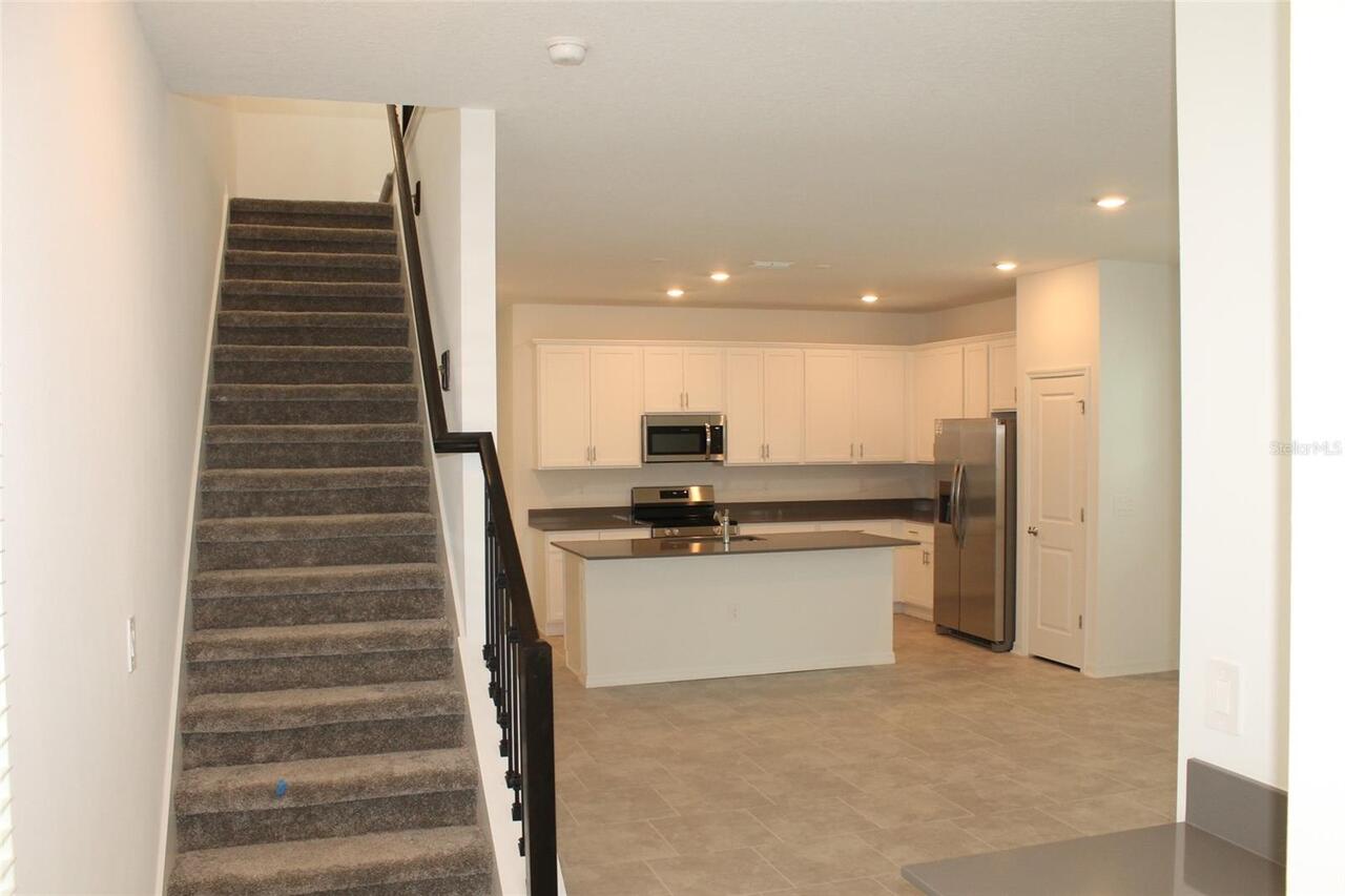 Listing Photo 12