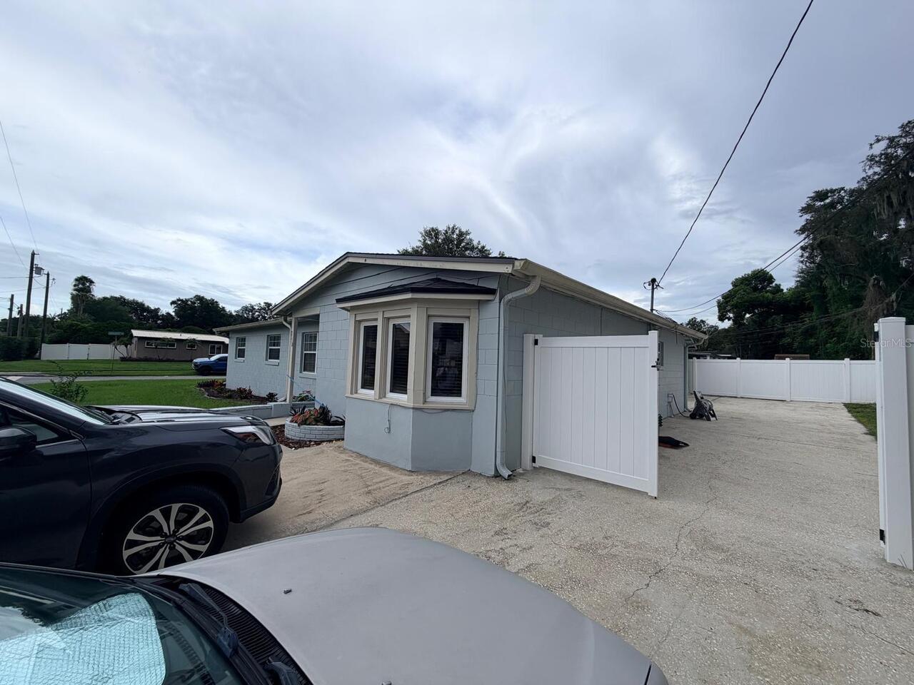 Listing Photo 6