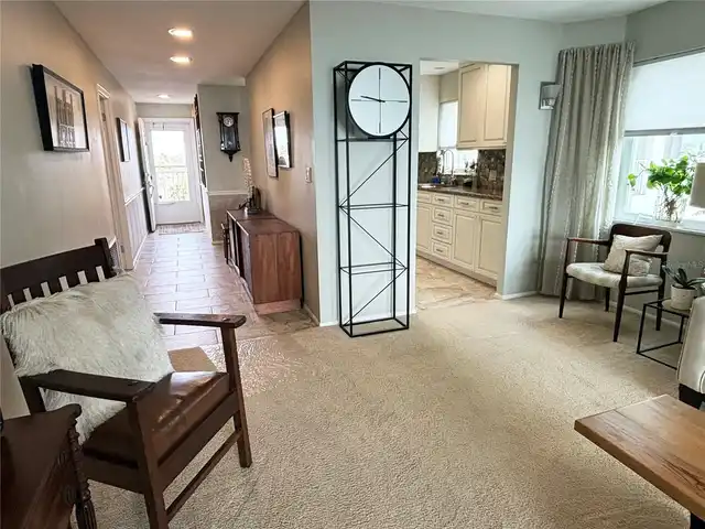 Listing Photo 9
