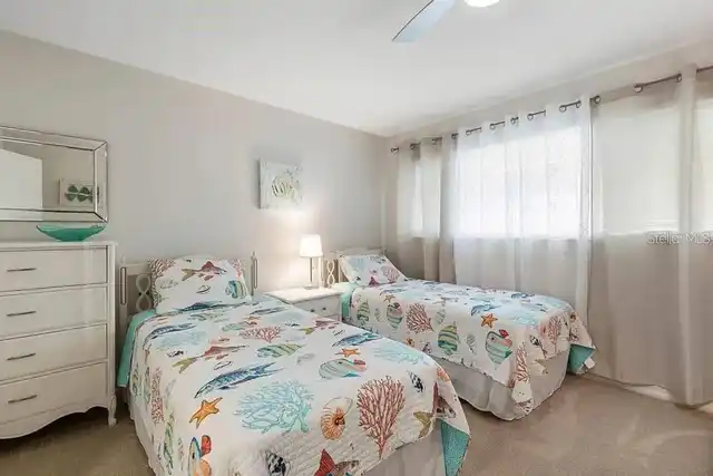 Listing Photo 15