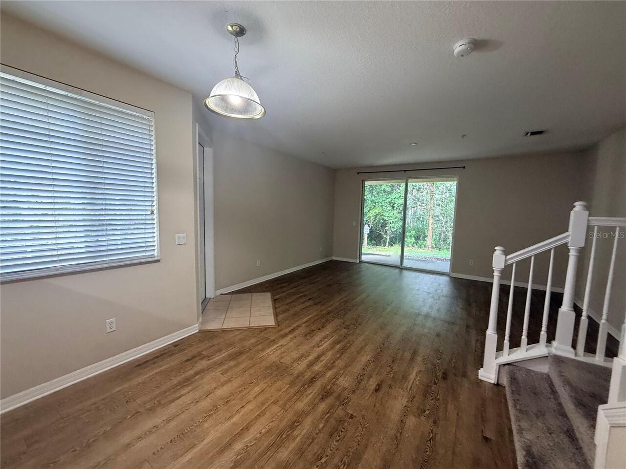 Listing Photo 10