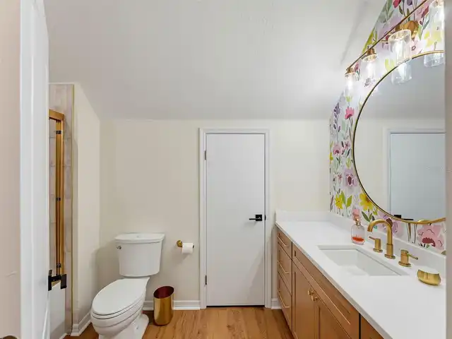 Listing Photo 42