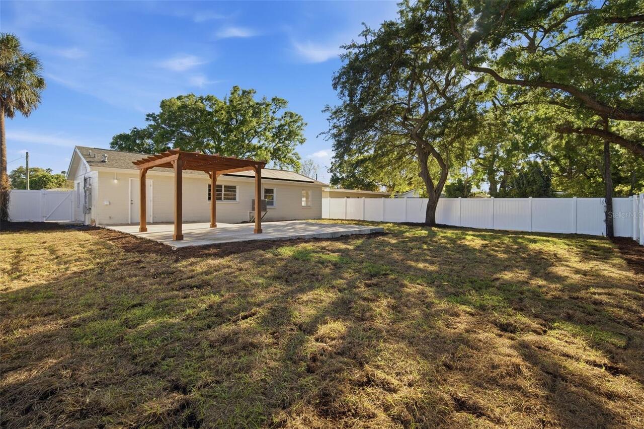 Listing Photo 18