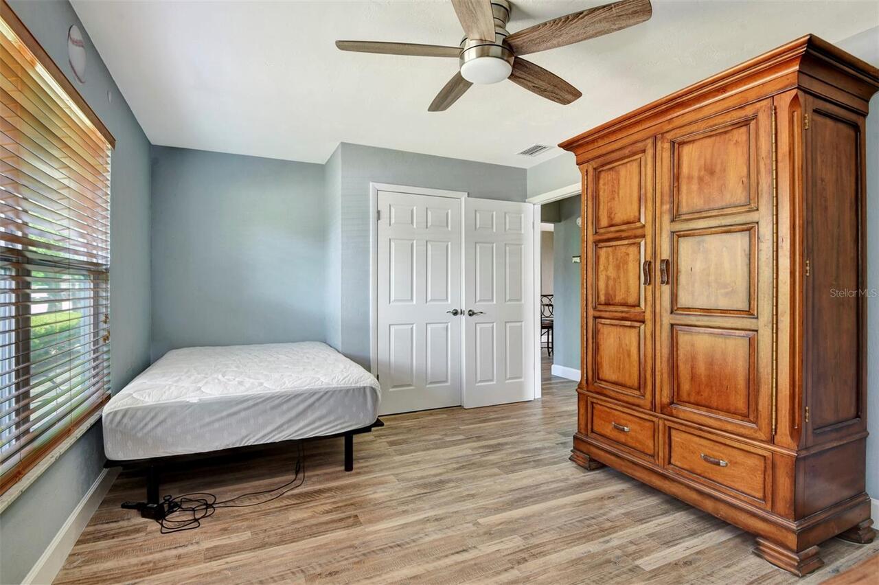 Listing Photo 35