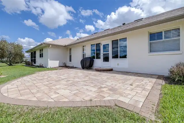 Listing Photo 18
