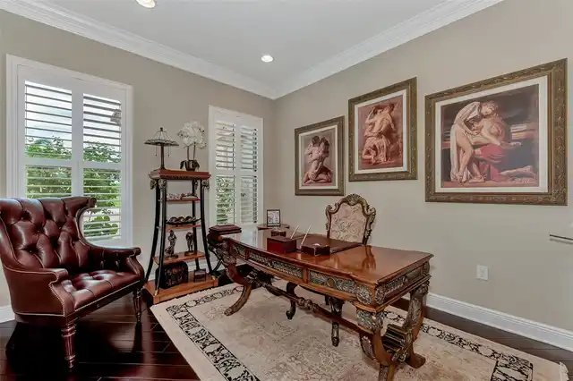Listing Photo 8