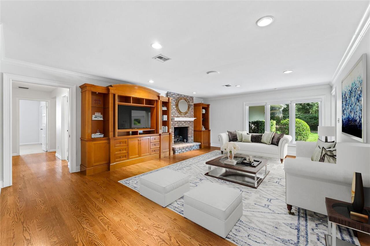 Listing Photo 11