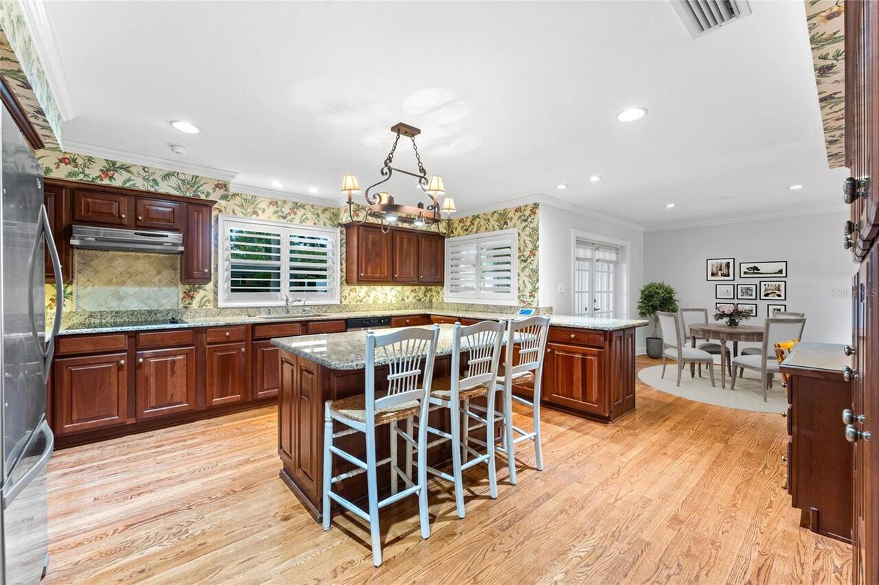 Listing Photo 16
