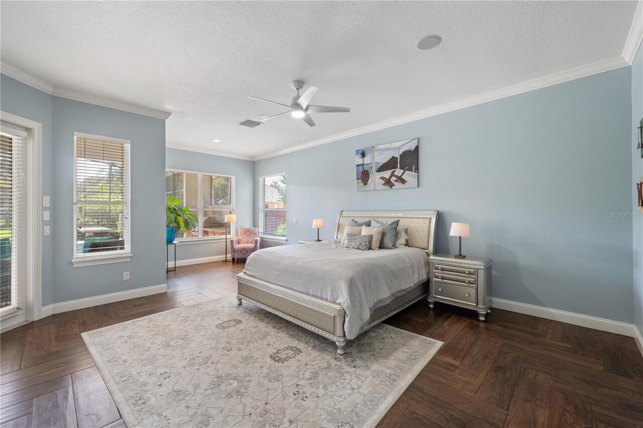 Listing Photo 17