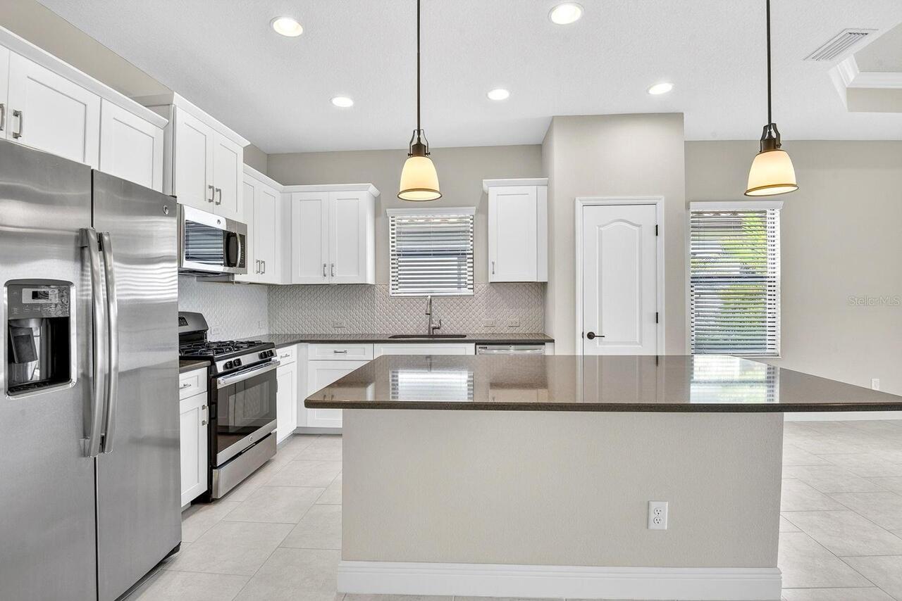 Listing Photo 14