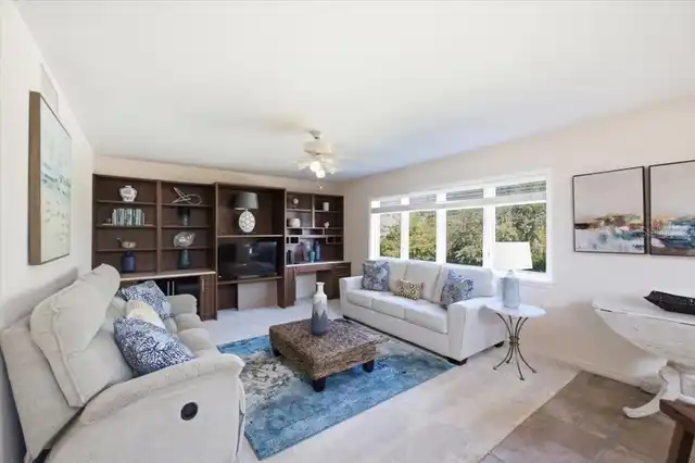 Listing Photo 20