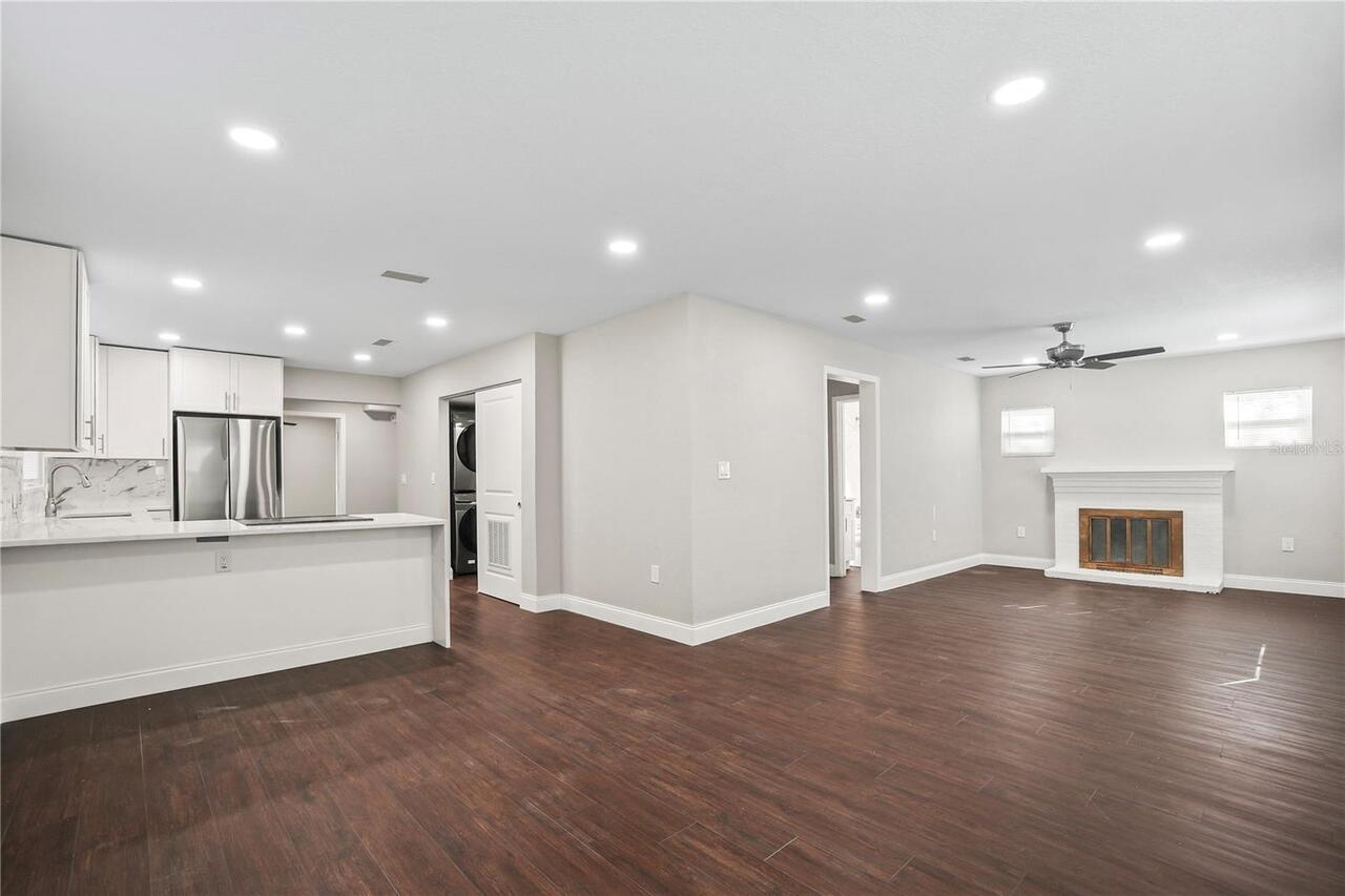 Listing Photo 14