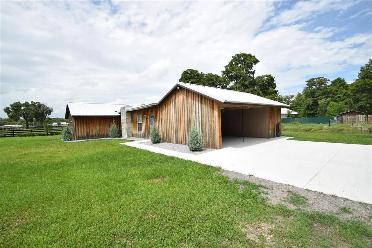Listing Photo 10