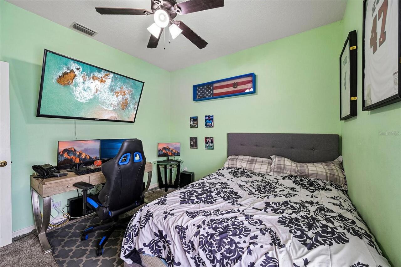 Listing Photo 17