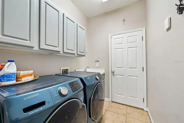 Listing Photo 19