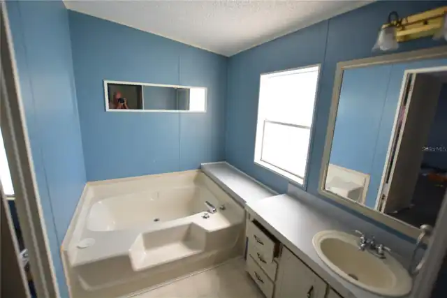 Listing Photo 16
