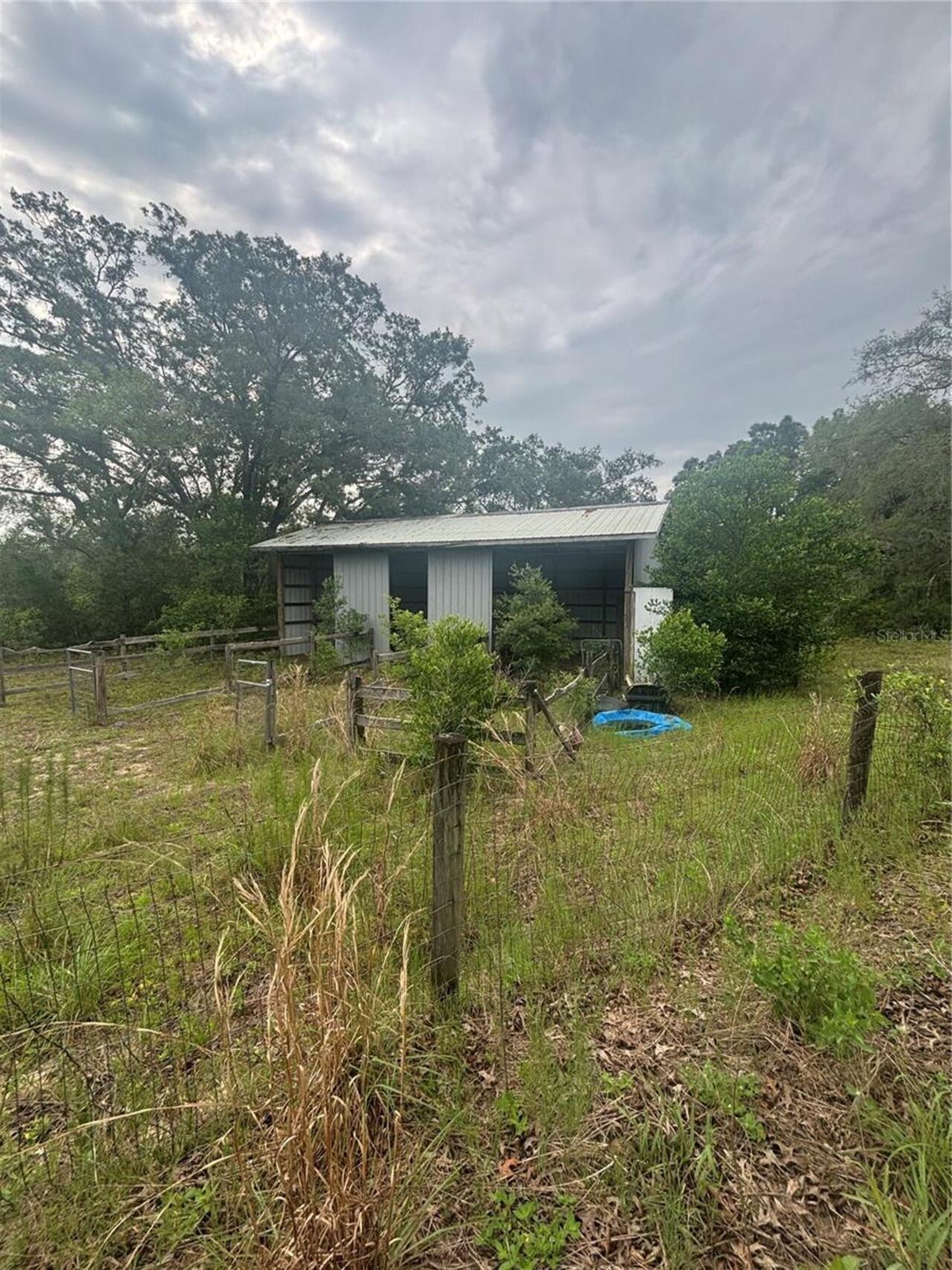 Listing Photo 11
