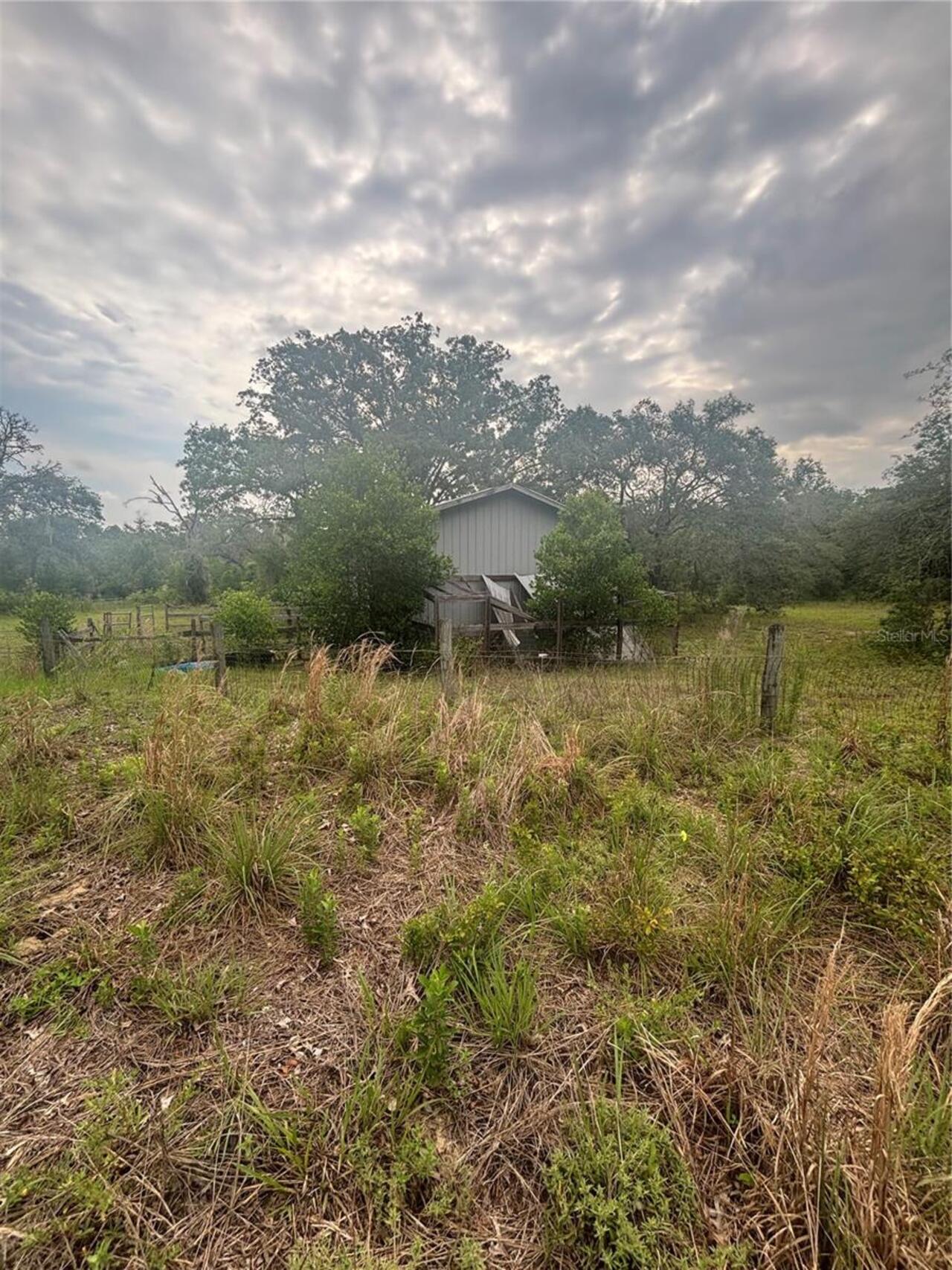 Listing Photo 12
