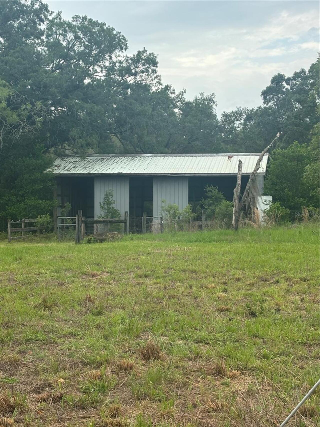 Listing Photo 17